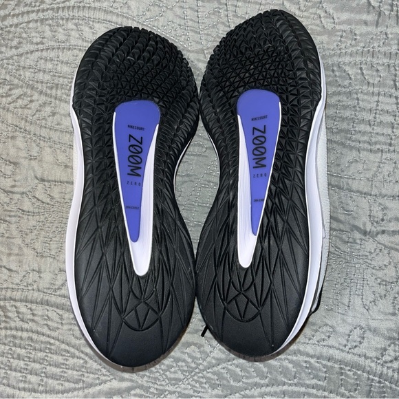 Nike court zoom Black and White lace up sneakers - Picture 6 of 7